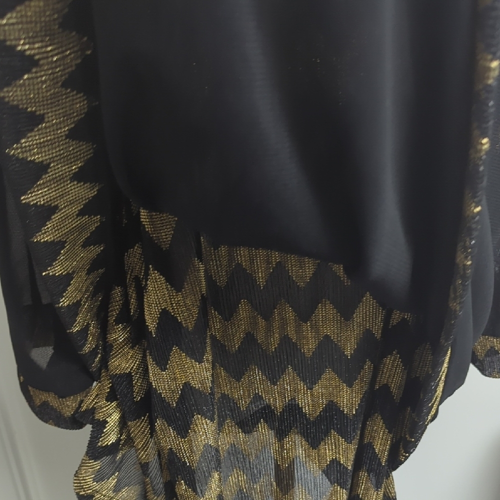 Black and Gold Sheer Tunic Top Size 2x - Picture 6 of 7